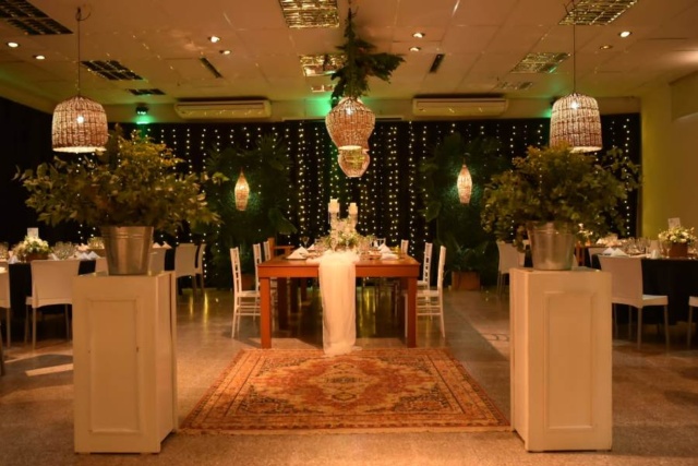 yH5BAEKAAEALAAAAAABAAEAAAICTAEAOw== SALÓN DE EVENTOS