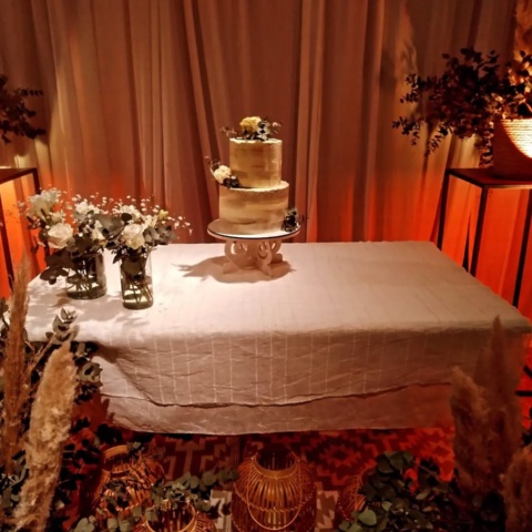 yH5BAEKAAEALAAAAAABAAEAAAICTAEAOw== SALÓN DE EVENTOS