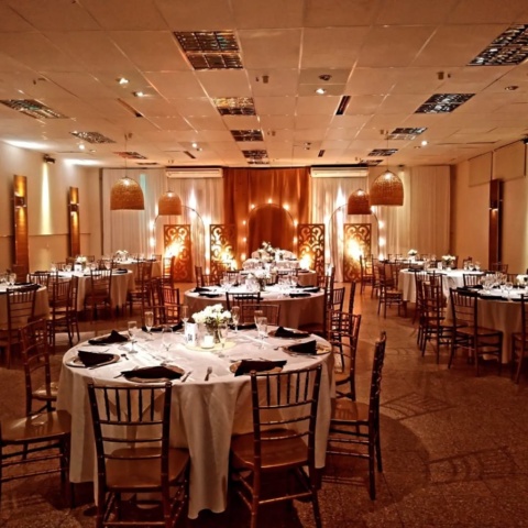 yH5BAEKAAEALAAAAAABAAEAAAICTAEAOw== SALÓN DE EVENTOS